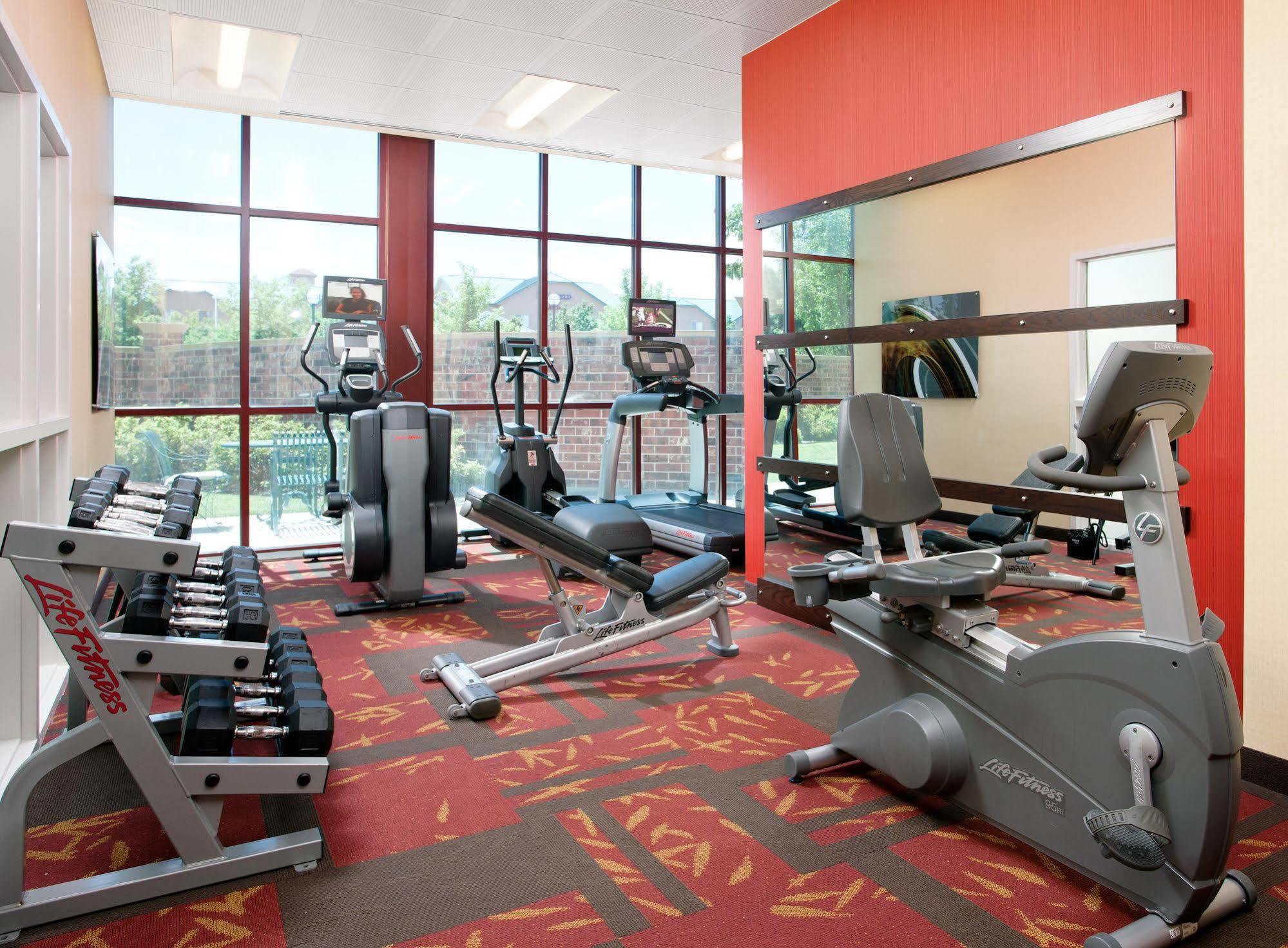 Courtyard By Marriott Denver Airport Екстериор снимка