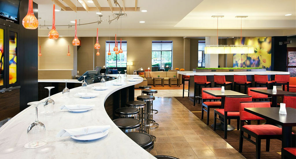 Courtyard By Marriott Denver Airport Екстериор снимка